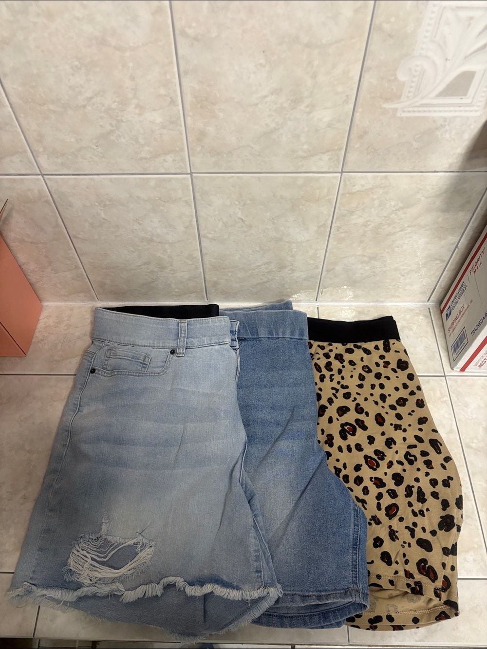 3PC bundle Shorts - Light & Medium Denim + Leopard Print 18, XXL, 2X